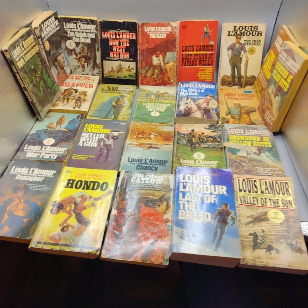 Lot of 24 Vintage Louis L’amour Paperback Books (4)